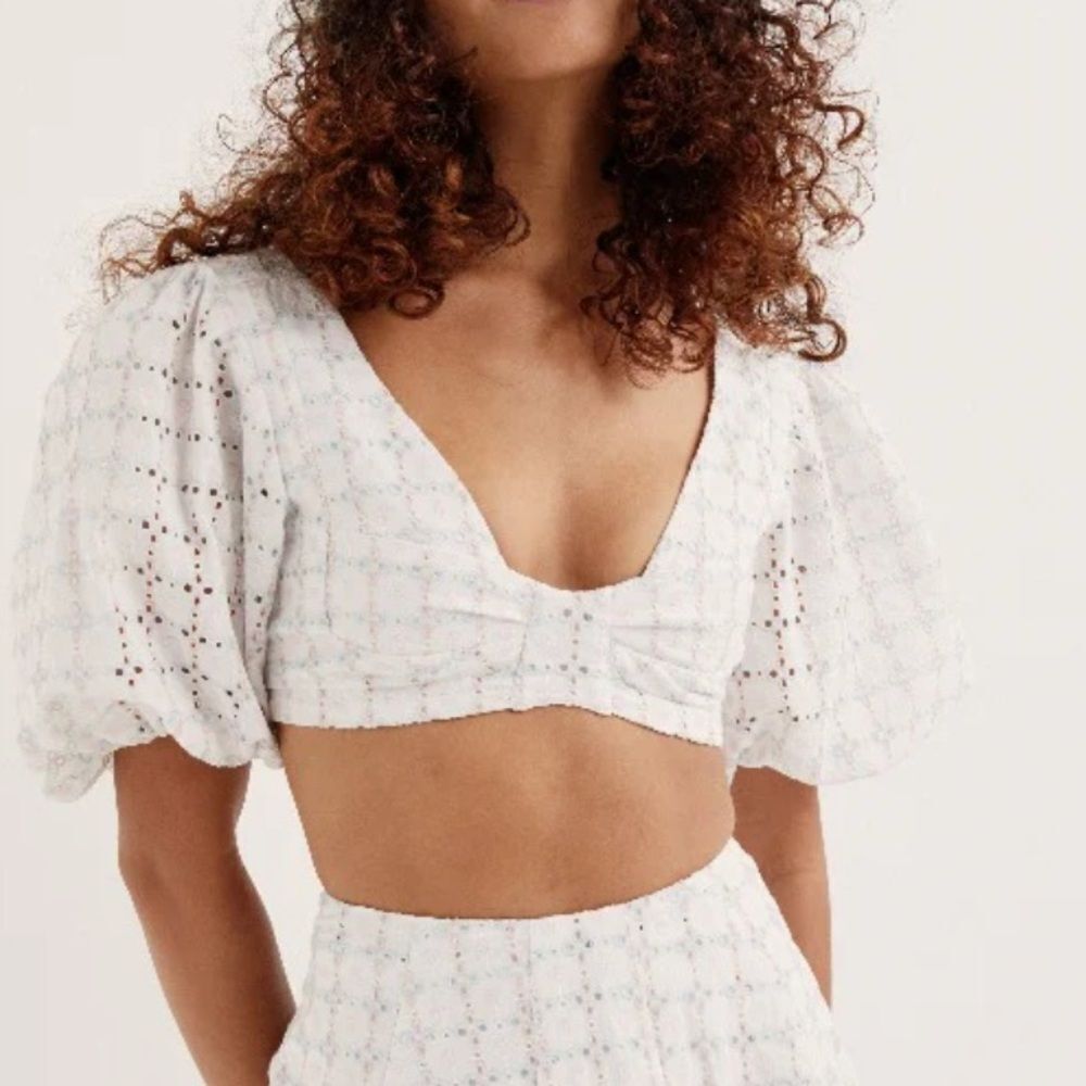 SALE! NWT For Love And Lemons Denise Eyelet Embroidered Crop Top XS